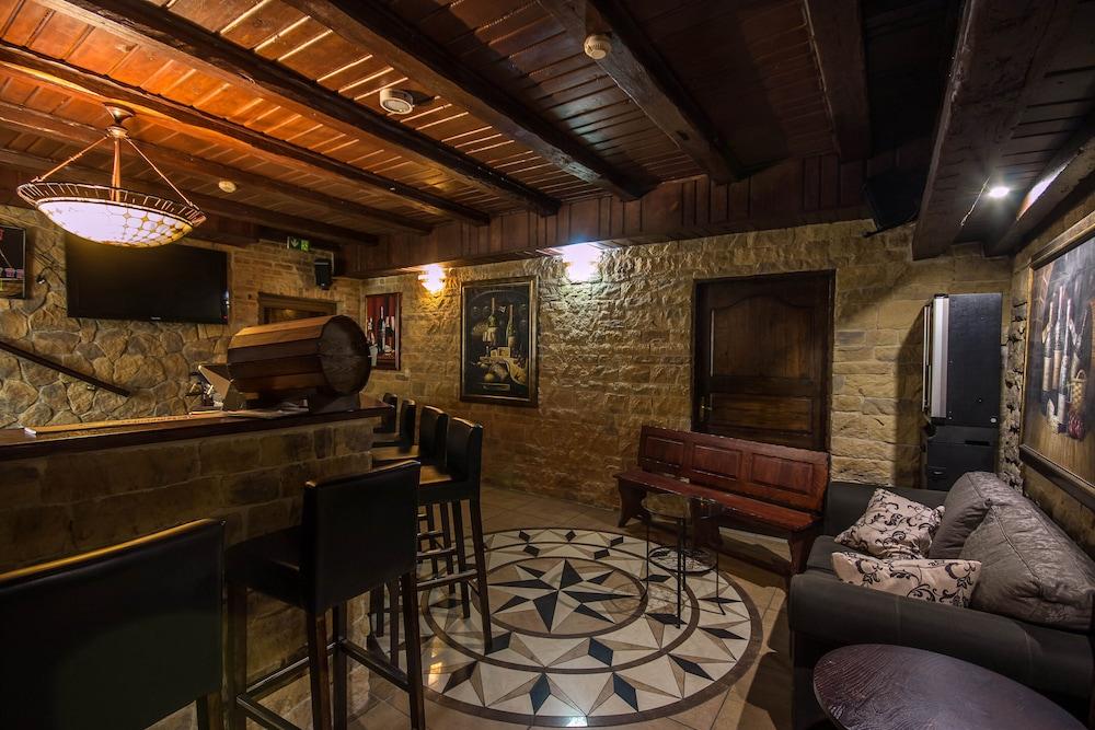 Gaja Aparthotel Poznań Buitenkant foto