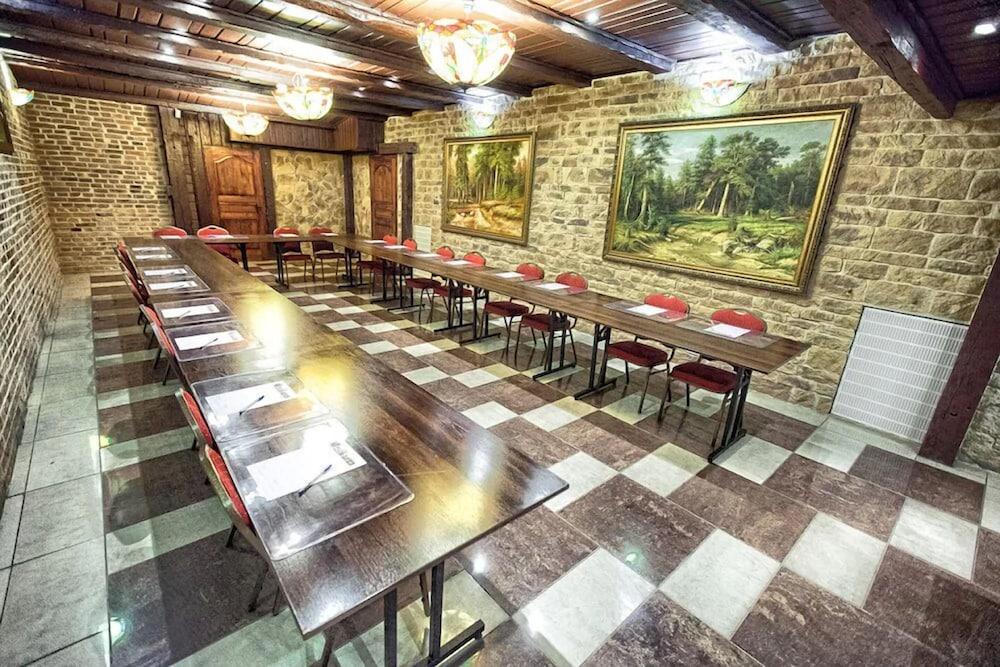 Gaja Aparthotel Poznań Buitenkant foto