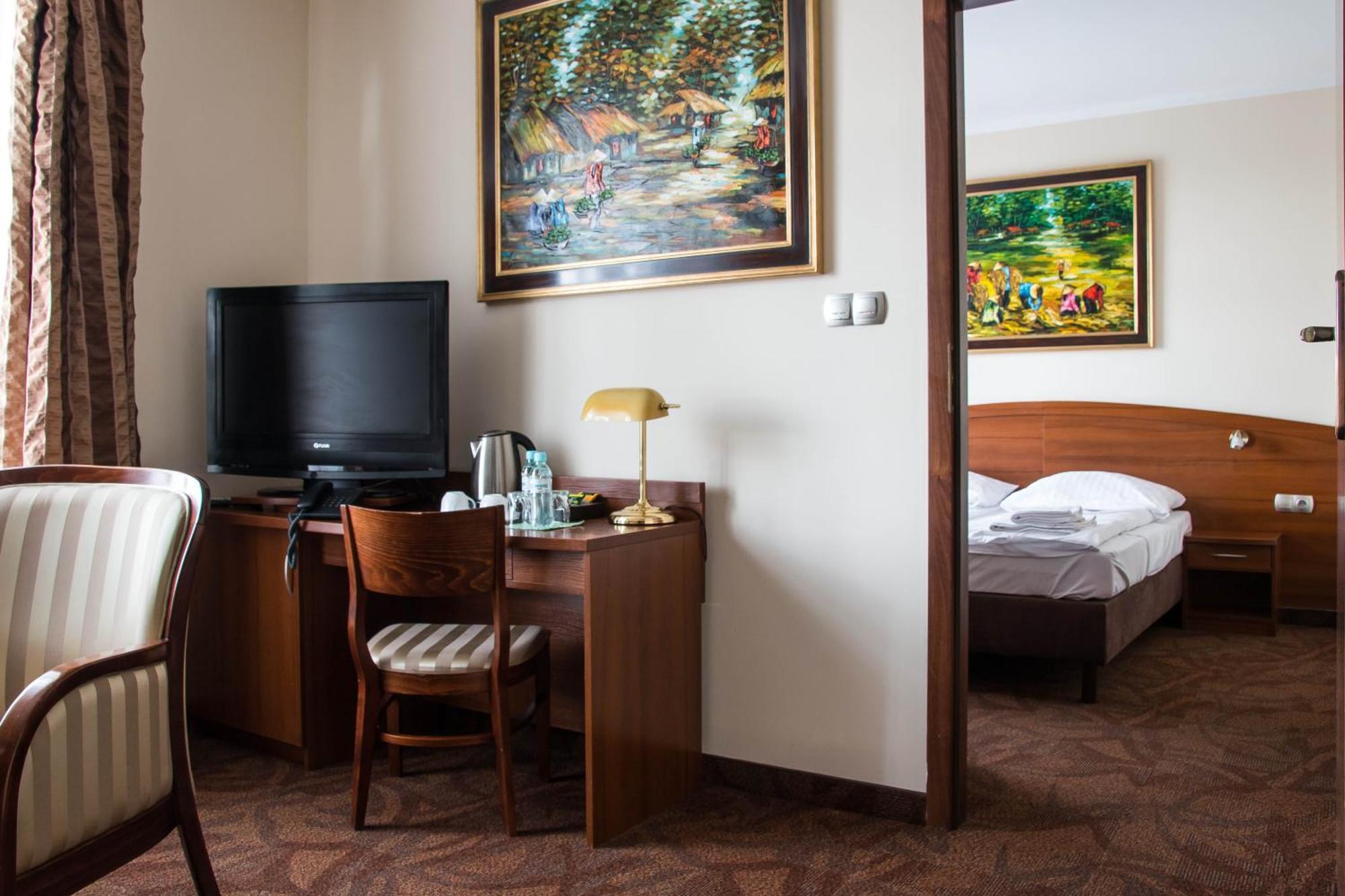 Gaja Aparthotel Poznań Buitenkant foto