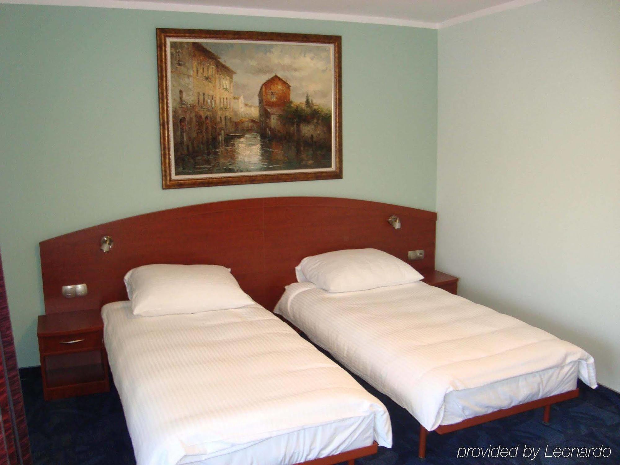 Gaja Aparthotel Poznań Buitenkant foto